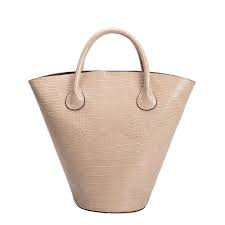 Maybe you would like to learn more about one of these? Meliebianco Snpt