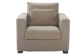 Cambia l'arredo a seconda delle stagioni o delle tue esigenze con la poltrona da foderare cottage. Maisons Du Monde Poltrone Collezione 2020