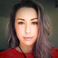 Kayce Darr's Instagram, Twitter & Facebook