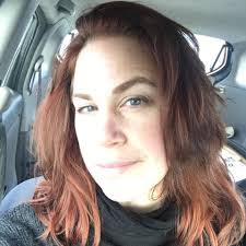 Jennifer Looper's Instagram, Twitter & Facebook