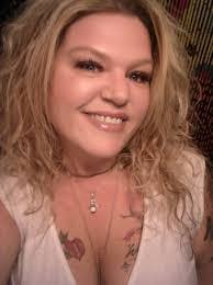 Wendy Brehm's Instagram, Twitter & Facebook