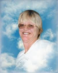 Elizabeth Heady's Instagram, Twitter & Facebook