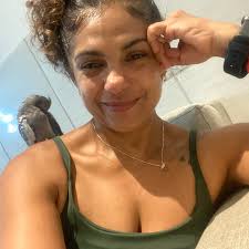 Eli Aquino (@elisangelaferreiraaquino) • Instagram photos and videos