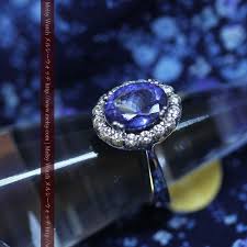 大粒のタンザナイトとダイヤモンドの18金リング 80万円の鑑別 査定書付き ダイヤモンド アクセサリー サファイア