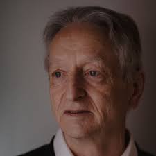 Putin, others can use AI to manipulate wars warns godfather of AI