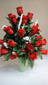 In areas of the country that are prone to snow, decorating graves during the winter can be a bit more difficult. 13 Winter Cemetery Vase Arrangements Ideas Vase Arrangements Cemetery Flowers Grave Flowers