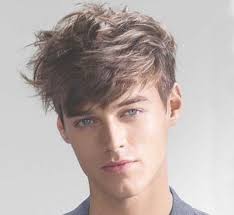 Gentle man with football hairstyle funny picture. The 32 Most Handsome Men S Haircuts Hairstyles For 2021