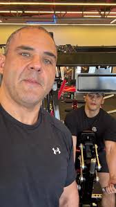 📌 Legenda Você trabalha duro para sustentar sua família. Paga escola,  mercado, plano de saúde, aluguel, tudo… Mas já parou para pensar o que  aconteceria com eles se, de repente, você não