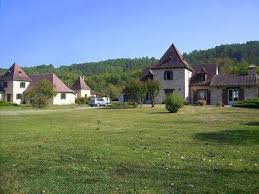 Homelidays Com Locations Vacances Locations Saisonnieres Villa Maison Maison De Vacances Villa Locations Vacances