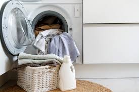 Ile wynosi ekwiwalent za pranie odzieży i kiedy przysługuje w 2024 r.?