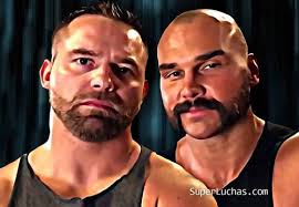 WWE extendería el contrato de Dash Wilder, de The Revival