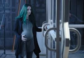 A family adventure series that follows a suburban couple whose ordinary lives are rocked by the discovery that their teenage children possess mutant powers. The Gifted Review Emergence Season 2 Episode 1 Tell Tale Tv