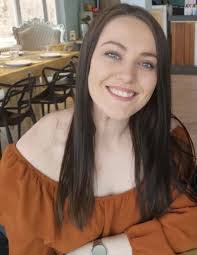 Chloe Gilroy's Instagram, Twitter & Facebook