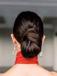 How To Give Your Modern Wedding A Vogue Vibe Modern Updo Hairstyle Short Hair Styles