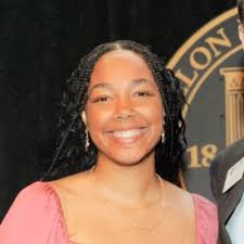 I'm so honored to have been awarded the Phoenix Club academic award at  Elon's 32nd annual Phillips-Perry Black Excellence Awards Ceremony over the  weekend.