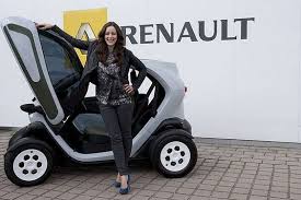 Jasmin Wagner Fahrt Renault Twizy Neuwagen Elektroauto Gebrauchtwagen