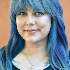 Lacey Davies's Instagram, Twitter & Facebook