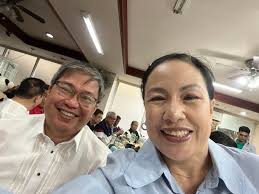 Manila Mayor Isko Moreno is not bothered by critics who used his showbiz  career to malign him ahead of the 2022 elections. Before entering politics,  Moreno began as a garbage collector before