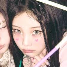 𝙇𝙐𝙃 ❥ (𝘾𝙃𝘼𝙀"𝙎"𝙒𝙄𝙁𝙀 (@luhdemegann)