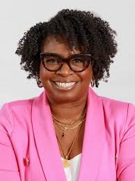 Fall in love with Figaro