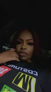 pronouns : she/her height : 5'3 shoe size : 37 zodiac : aqua smoke : 0  tattoos : 0 piercings : 3 fav color : green fav drink : matcha latte if you  see this‚ do it too. (c)