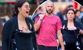Jessie ware notion front cover. Jessie Ware And Husband Sam Burrows Take Their Newborn Baby Son To His First Music Festival Daily Mail Online