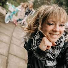 Wie sagt man so schön? Anne Wunsche Zweiter Umzug In Kurzer Zeit Die Koffer Sind Gepackt Aber Ist Das Wirklich Gesund Fur Die Kinder Promiwood