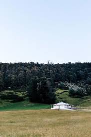 The Restoration Of A Dilapidated Farmhouse In Tasmania Farm Cottage Holiday Retreat Farmhouse