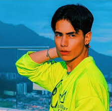 Daniel Vargas Home Facebook