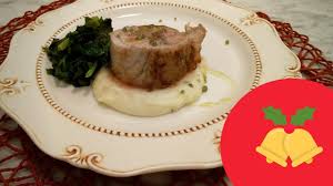 L'arrosto di filetto di maiale è un classico domenicale, un'ottima ricetta che però ha bisogno di un po' di tempo per la marinatura. Filetto Di Maiale Al Forno Maiale Arrosto Con Cottura Rapida E Leggera Youtube