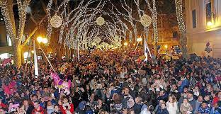 Ab wann sollte man weihnachtsbeleuchtung anbringen? Weihnachtsbeleuchtung In Palma De Mallorca Leuchtet Ab 28 11