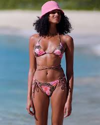 Follow us on instagram, facebook, and twitter for nonstop inspiration delivered. Victoria S Secret Swim Sp 2021 S Curvy Jill Paloma Anne Of Carversville