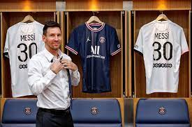 Theo chuyên gia tin chuyển nhượng fabrizio romano, psg sẽ công bố sở hữu lionel messi trong ít giờ tới, vì hiện đã hoàn tất mọi chi tiết trong hợp đồng. F3g2vp7r6 09am