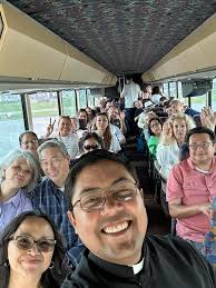 Jubilee Pilgrims praying for our wonderful Sacred Heart