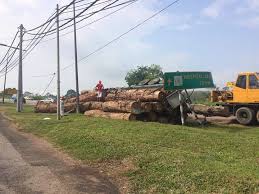 Pn muriatun mohd said (smk dato' bentara dalam), 3. Jauharku Kejadian Lori Balak Terbalik Di Persimpangan Ke Segamat Exit Jalan Kuantan Segamat Kerja Kerja Alih Dan Bersih Sedang Dijalankan Hati Hati Memandu