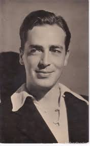 Who is Christine Larson dating? Christine Larson boyfriend, husband