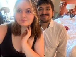 Are there Christmas lights to see