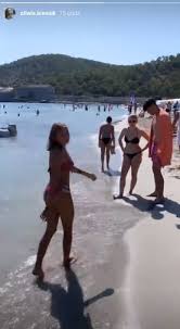 Join facebook to connect with oliwia bieniuk and others you may know. Oliwia Bieniuk W Bikini Na Rodzinnych Wakacjach Zachwyca Uroda Obcas Pl