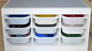Legos Can Be Tough To Keep Organized But Over On Ikea Hackers They Ve Put Together A Guide That Fits A Number Of In 2020 Lego Station Lego Table Ikea Ikea Hackers