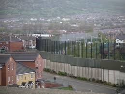 images?q=tbn:ANd9GcTgB6dFhh8wEBTslXYshyF