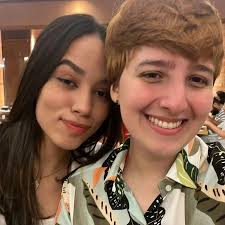 Amanda Fontes (@acatafontes) • Instagram photos and videos