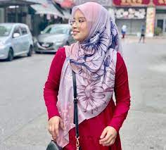 Irine nadia keeps his personal and love life private. Irine Nadia