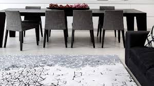 Finding a dining room rug that is both practical and stylish is no easy feat. 8 Tips To Pick The Perfect Dining Room Rug Designer Rugs