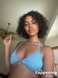 Behold Naomidaze Bare - Each Sultry Detail Revealed