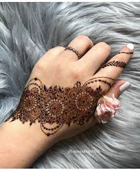 Pin By Tehreem On Henna Designs In 2020 Modern Henna Designs Mehndi Designs Henna Designs Feet