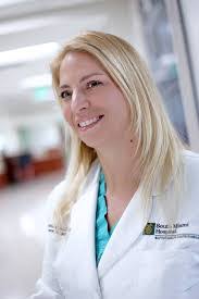 Heidi Schuler's Instagram, Twitter & Facebook