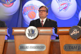 Come on we share some latest information about donnie nelson about his biography, net worth, career, income, and expenses. 3tpfnybcp5 Jem