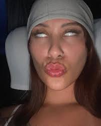 ℬ𝒶𝓇𝒷𝒶𝓇𝒶 𝓅ℯ𝒹𝓇ℴ𝓈ℴ (@barbaraspedroso) · Instagram 照片和视频