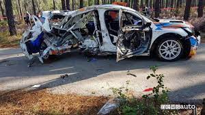 Due persone sono morte in un incidente durante il rally dell'appennino reggiano. Incidente Gara Rally Muore Giovane Navigatrice In Portogallo