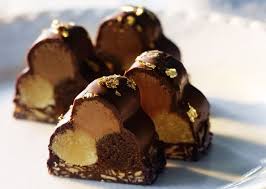 Konfekt Chocolates Pictured Here Tri Flavoured Marzipan Coated In Chocolate Julgodis Bakning Bagerier